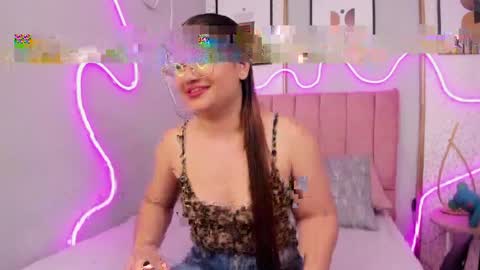 Haily  online show from April 17, 2026, 7:28 pm