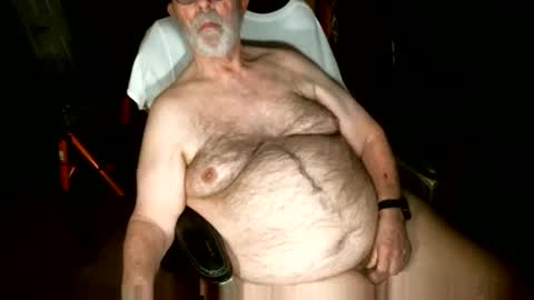 Snapshot of hairybear813 chatting on March 26, 2026, 11:21 pm hairybear813 online show from March 26, 2026, 11:21 pm