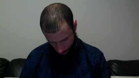 hairydadbod6 online show from December 25, 2024, 1:31 am