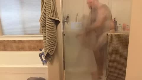 hairydaddreams online show from May 26, 2026, 1:18 pm