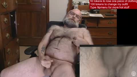 HairyDaddyBear69 online show from May 6, 2026, 1:14 am