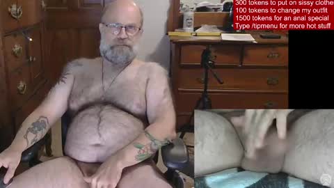 HairyDaddyBear69 online show from May 7, 2026, 2:17 am