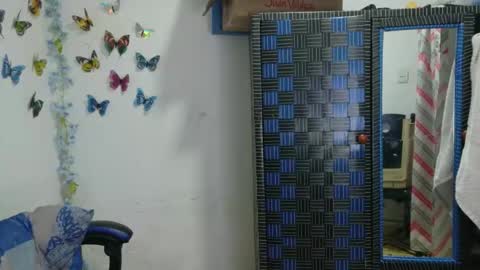 hairygirl83 online show from January 19, 2026, 11:36 am