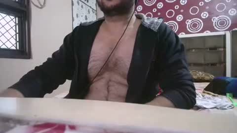 Hairyguy121 online show from November 29, 2025, 7:44 am