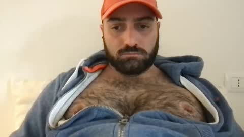 Snapshot of hairyleatherguy chatting on October 3, 2025, 3:31 pm Hairy Guy online show from October 3, 2025, 3:31 pm