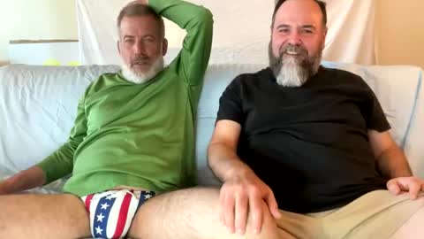 Hairyoso online show from May 2, 2026, 9:42 pm