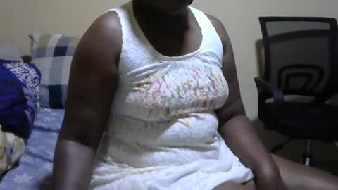 hairypussybigassy001 online show from January 3, 2025, 7:49 am