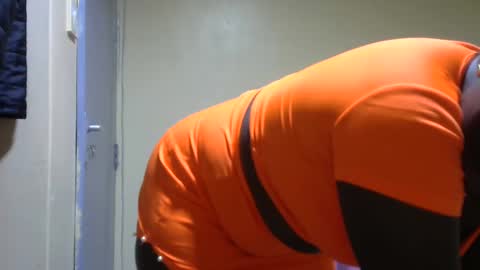 hairypussybigassy001 online show from January 24, 2025, 12:31 am