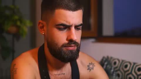 HairyRobXxX online show from September 10, 2025, 3:39 am