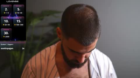 HairyRobXxX online show from September 27, 2025, 5:29 pm
