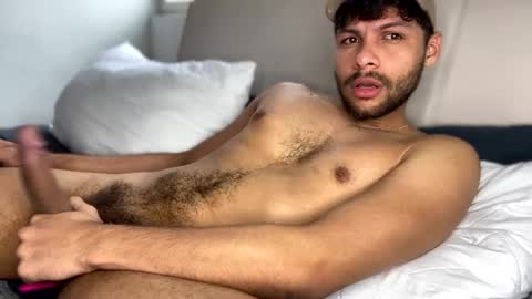 Snapshot of haku_kanjii chatting on January 27, 2025, 12:37 pm Independent model online show from January 27, 2025, 12:37 pm