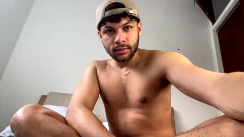 Snapshot of haku_kanjii chatting on February 9, 2025, 3:01 pm Independent model online show from February 9, 2025, 3:01 pm
