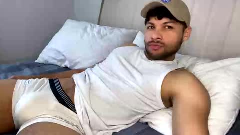 Snapshot of haku_kanjii chatting on February 24, 2025, 3:53 pm Independent model online show from February 24, 2025, 3:53 pm