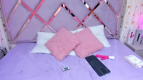 haley_evans_ online show from February 1, 2025, 7:13 pm