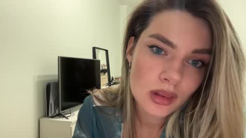 Snapshot of haley_rune chatting on February 13, 2025, 5:11 pm haley_rune online show from February 13, 2025, 5:11 pm