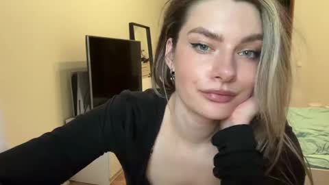 Snapshot of haley_rune chatting on February 16, 2025, 2:32 pm haley_rune online show from February 16, 2025, 2:32 pm