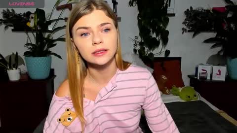 Haley online show from November 25, 2025, 8:14 am