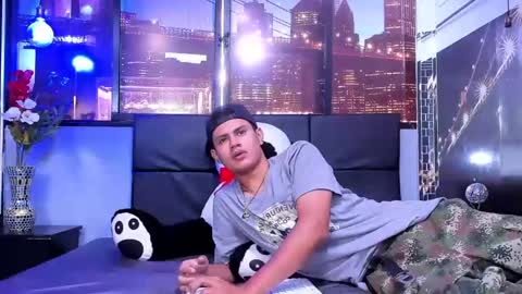 Snapshot of haliz_and_apolo chatting on December 13, 2024, 12:28 pm haliz_and_apolo online show from December 13, 2024, 12:28 pm