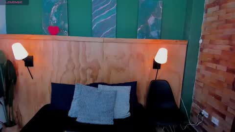 Snapshot of halleylorens chatting on October 26, 2025, 12:00 pm Halley Lorens online show from October 26, 2025, 12:00 pm