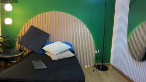 Snapshot of halleylorens chatting on November 20, 2025, 7:30 am Halley Lorens online show from November 20, 2025, 7:30 am