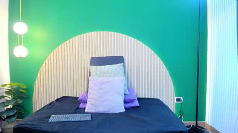 Snapshot of halleylorens chatting on November 28, 2025, 8:00 pm Halley Lorens online show from November 28, 2025, 8:00 pm