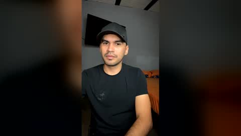 hamiltong12 online show from December 19, 2025, 4:19 am