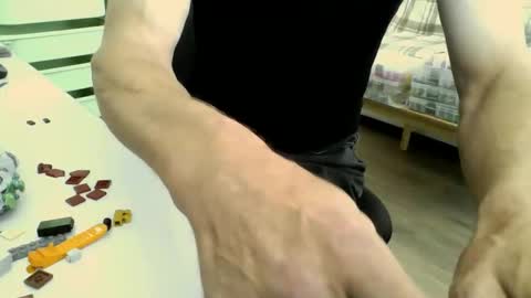 hamsters82 online show from May 6, 2026, 7:02 am