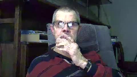 Snapshot of hamto65 chatting on January 6, 2026, 10:56 pm Prefer men 80 online show from January 6, 2026, 10:56 pm