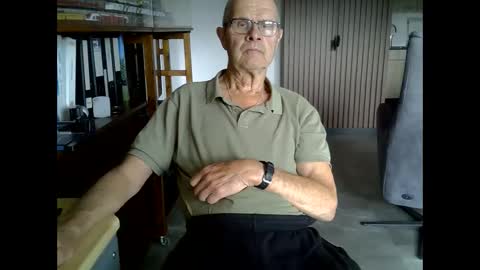 Prefer men 80 online show from June 3, 2026, 2:33 pm