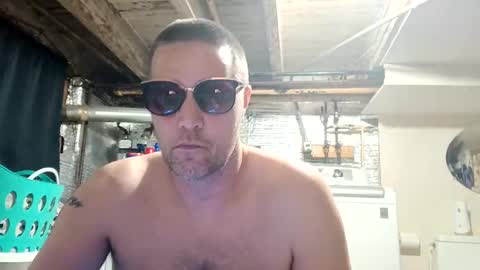 han811381 online show from November 11, 2025, 5:18 am