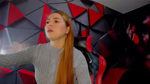 Hana and Zeta online show from January 14, 2026, 12:33 pm