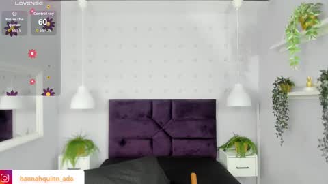 hanaahquinn online show from October 31, 2025, 11:44 am