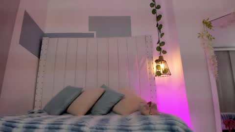 Snapshot of hanah_gray chatting on April 26, 2026, 11:19 am hanah_gray online show from April 26, 2026, 11:19 am
