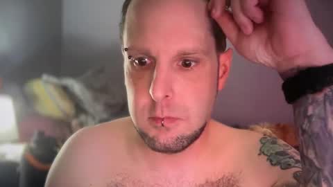 hand_banana_420 online show from February 28, 2026, 3:40 am