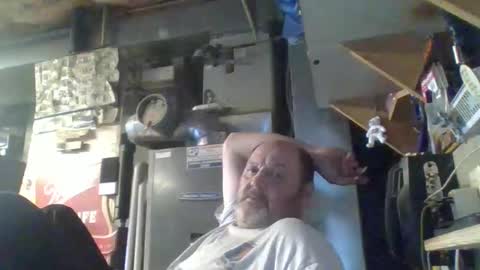 naked man online show from October 8, 2025, 2:14 pm