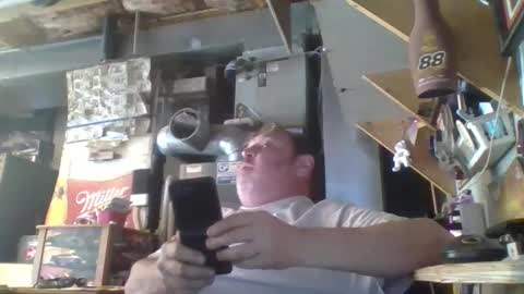 Snapshot of handiemanhere chatting on April 12, 2026, 8:25 pm naked man online show from April 12, 2026, 8:25 pm