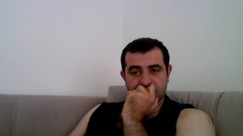 Handsome031 online show from June 30, 2026, 10:16 am