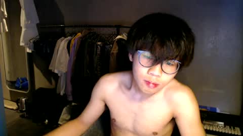 Snapshot of handsome_mannn chatting on June 11, 2026, 8:07 pm handsome_mannn online show from June 11, 2026, 8:07 pm