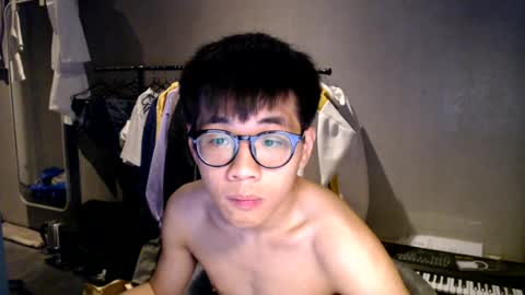 Snapshot of handsome_mannn chatting on July 14, 2026, 10:48 pm handsome_mannn online show from July 14, 2026, 10:48 pm