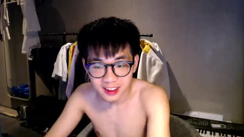 Snapshot of handsome_mannn chatting on July 17, 2026, 7:30 pm handsome_mannn online show from July 17, 2026, 7:30 pm