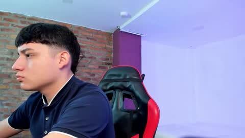 leonardfarrucknick and otis online show from March 28, 2026, 12:27 pm