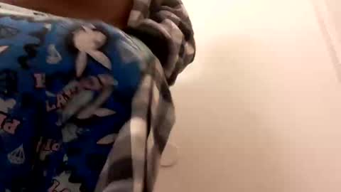 handsomeda1 online show from October 30, 2025, 9:00 am