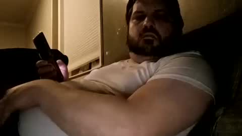 Handsomedaddy198923 online show from January 7, 2026, 8:39 am