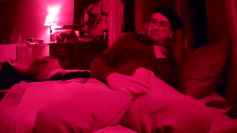 handsomedevil986055 online show from November 5, 2025, 8:25 am