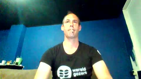 handsomeguy4ever online show from October 5, 2025, 6:50 pm