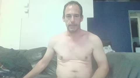 handsomeguy4ever online show from October 24, 2025, 9:06 am