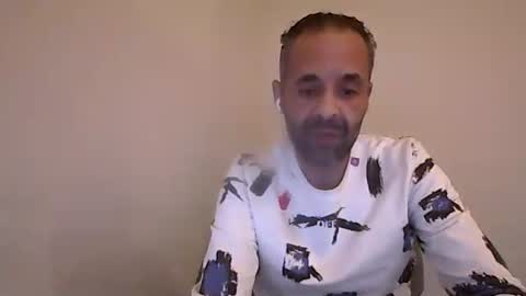 Snapshot of handsomepenis20cm chatting on October 16, 2025, 7:04 pm handsomepenis20cm online show from October 16, 2025, 7:04 pm