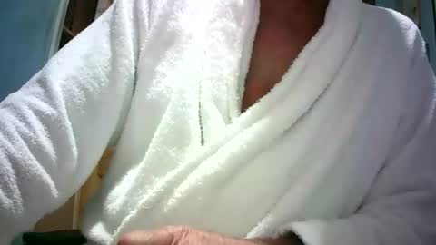 handymanforyou177322 online show from June 9, 2026, 10:32 pm