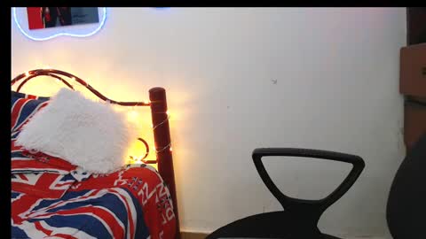 Hank online show from March 2, 2025, 3:13 am