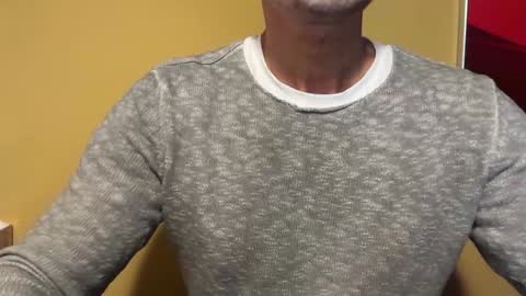 hanky online show from December 6, 2024, 4:38 pm